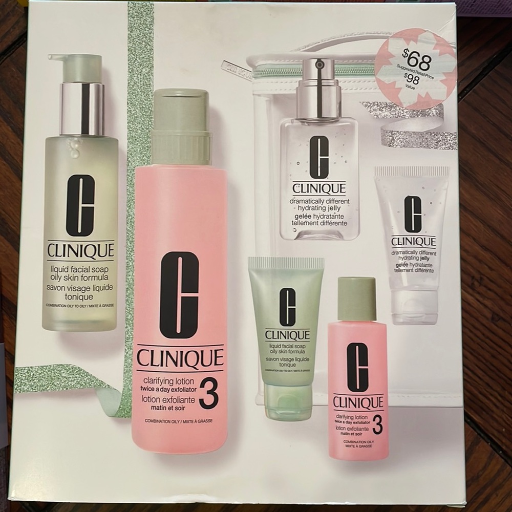 Clinique GREAT SKIN ANYWHERE 7 Piece Set